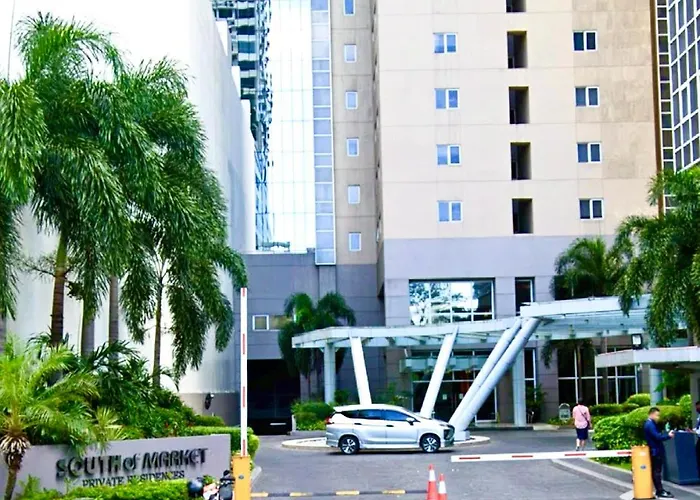 Alex Staycation In Bgc Manila