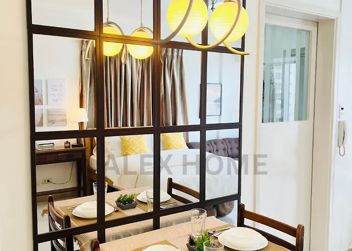 Alex Staycation In Bgc Aparthotel 4*