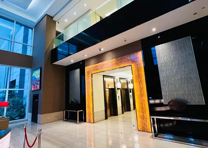 Alex Staycation In Bgc Aparthotel Manila
