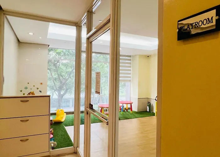 Aparthotel Alex Staycation In Bgc Manila