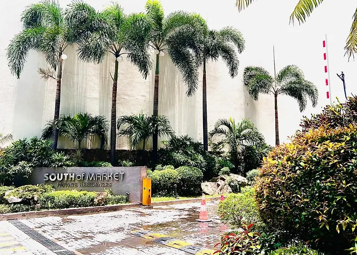 Aparthotel Alex Staycation In Bgc