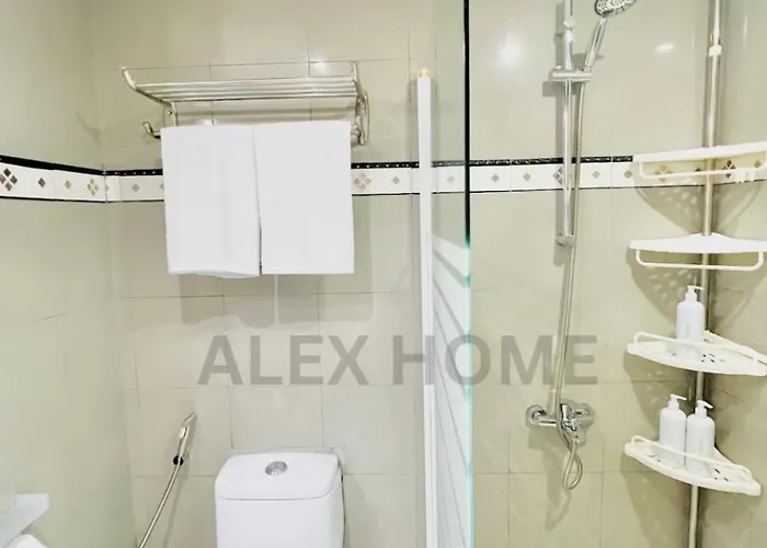 Aparthotel Alex Staycation In Bgc